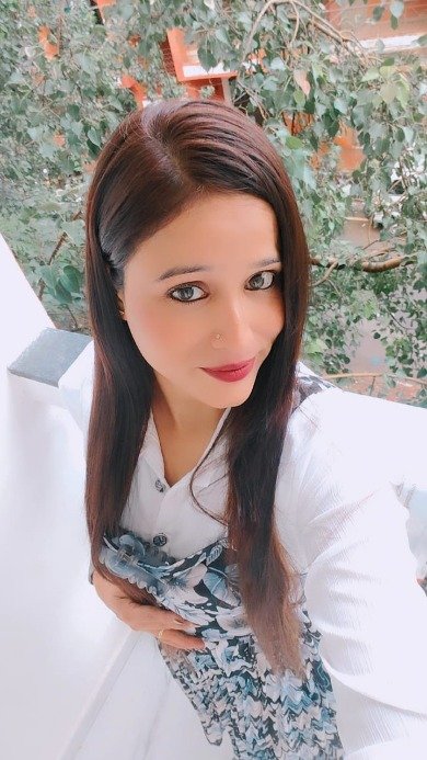 Call Girls service in Lajpat Nagar
