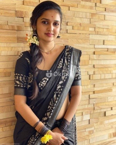 model Call Girls in Lajpat Nagar