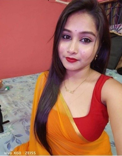 Call Girls in Lajpat Nagar