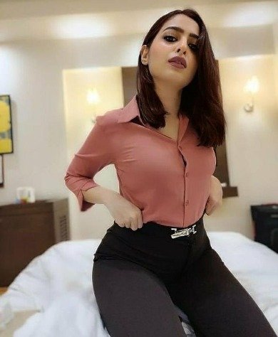 Call Girls in Lajpat Nagar