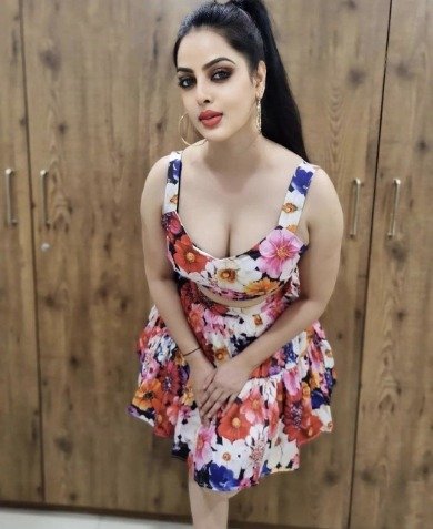 model Call Girls in Lajpat Nagar