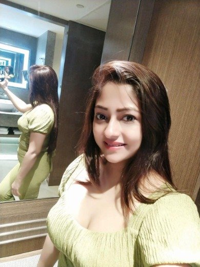 Call Girls in Lajpat Nagar